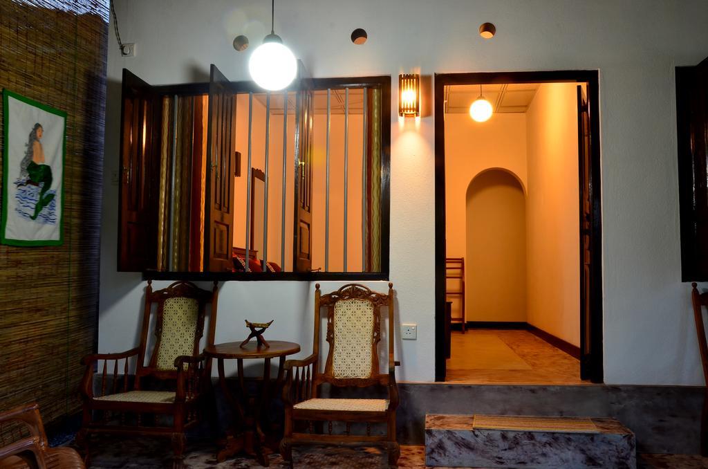 Aknara Rest Hotel Weligama Esterno foto